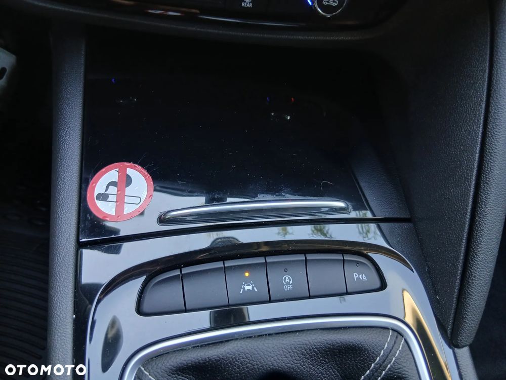 Opel Insignia 1.5 Direct InjectionTurbo Business Edition - 29