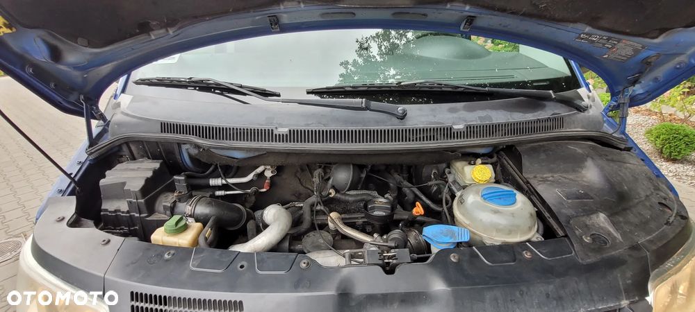 Volkswagen Transporter - 9