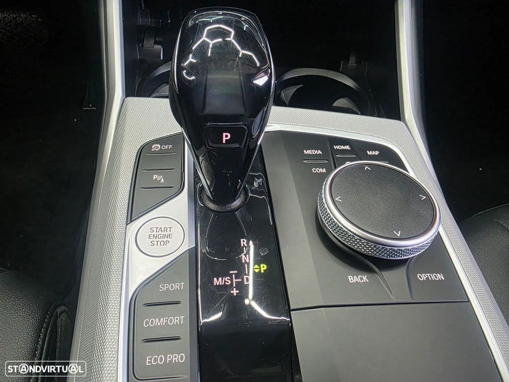 BMW 320 d ED Advantage Auto - 46