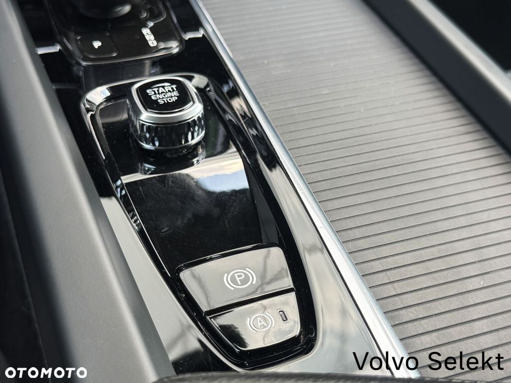 Volvo XC 60 - 21