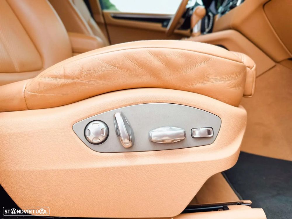 Porsche Macan S - 19