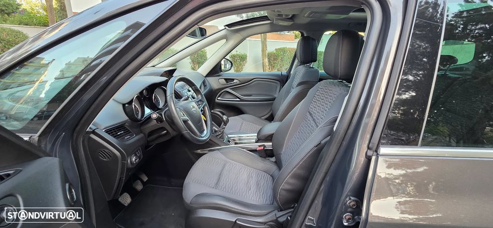 Opel Zafira 1.6 CDTi Cosmo - 4
