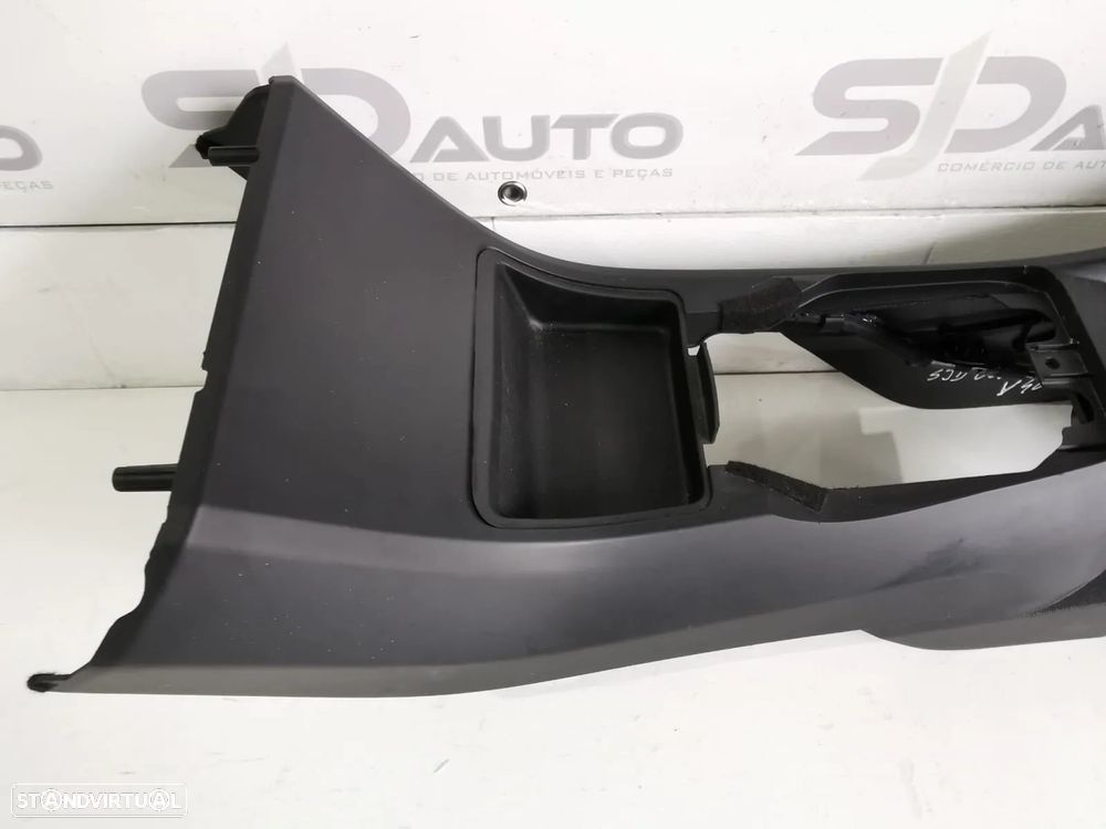 Apoio Braço / Consola Central - Volvo V40 R-Design - 4