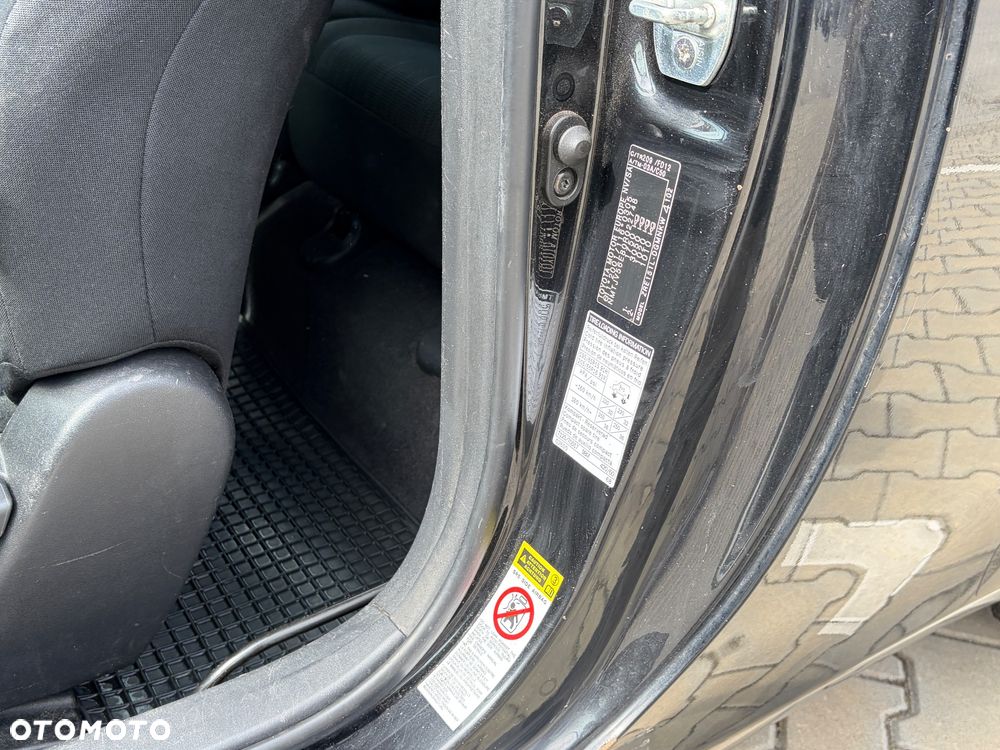 Toyota Auris 1.6 VVT-i Prestige - 38