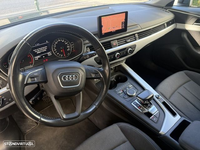 Audi A4 Avant 2.0 TDI S tronic - 10