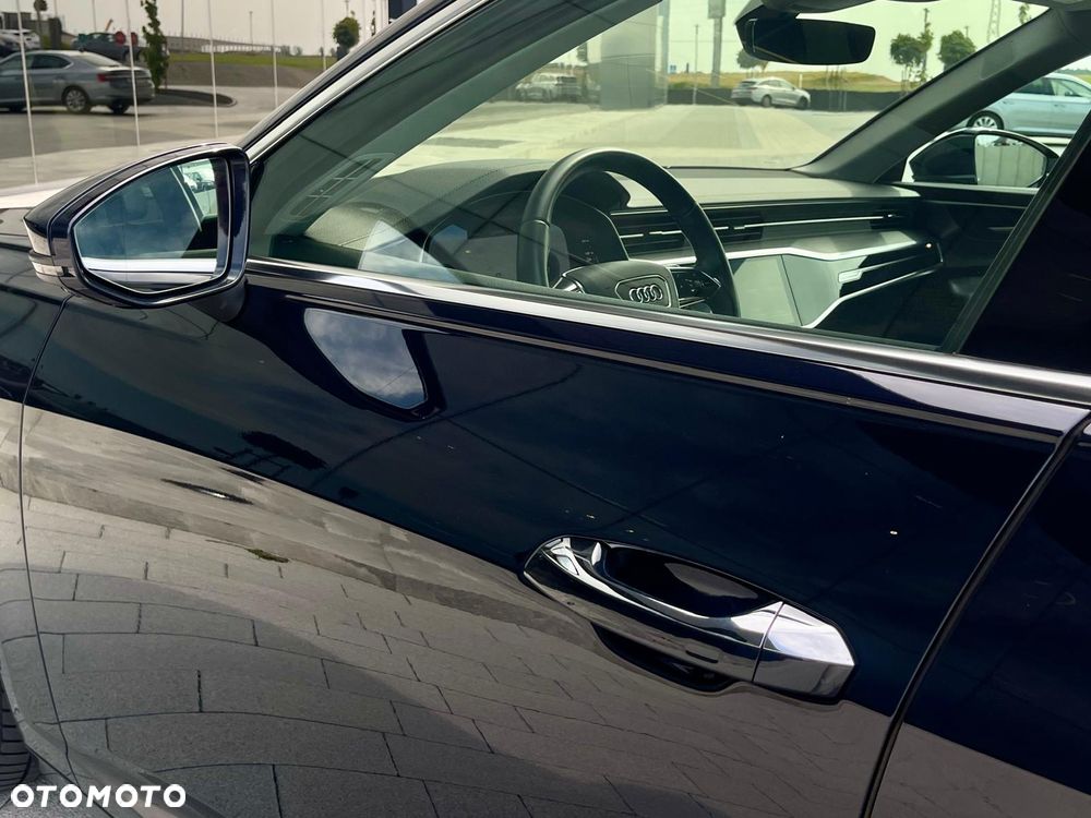 Audi A6 Avant 40 TDI quattro S tronic design - 7