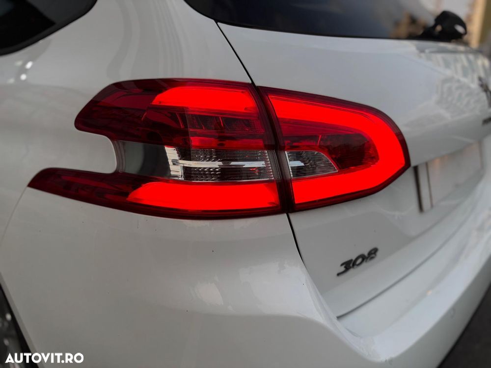 Peugeot 308 BlueHDi FAP 130 Stop & Start Style - 9