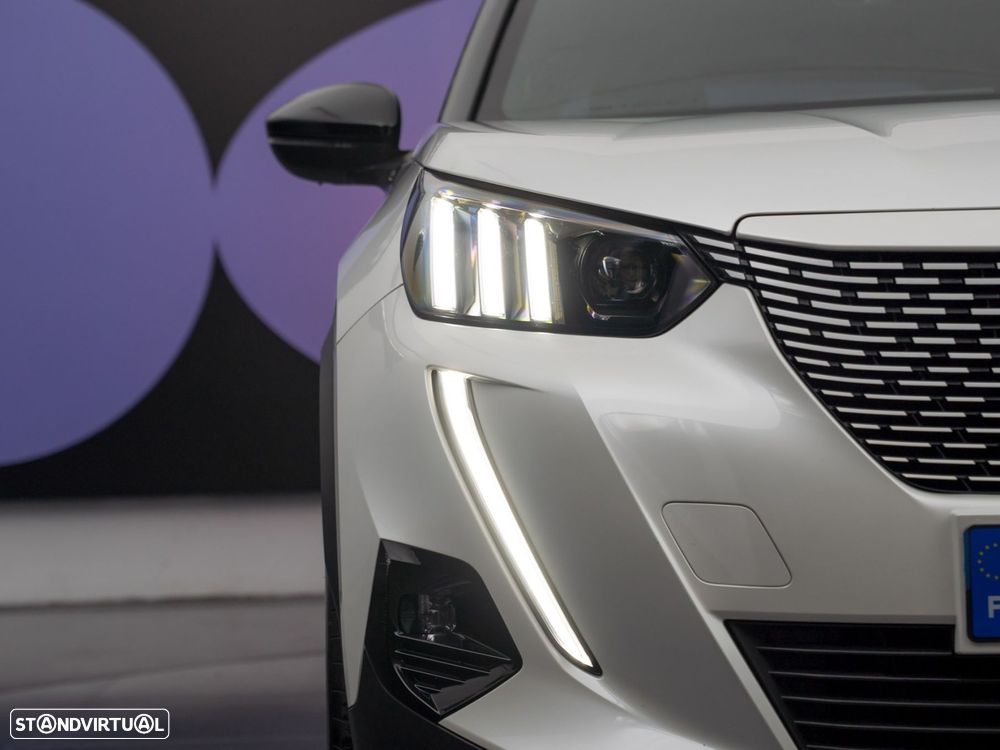 Peugeot e-2008 50 kWh GT - 9