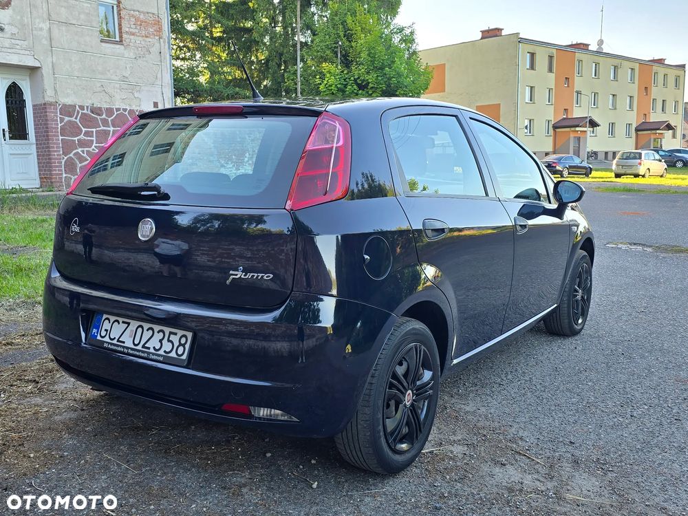 Fiat Grande Punto - 4