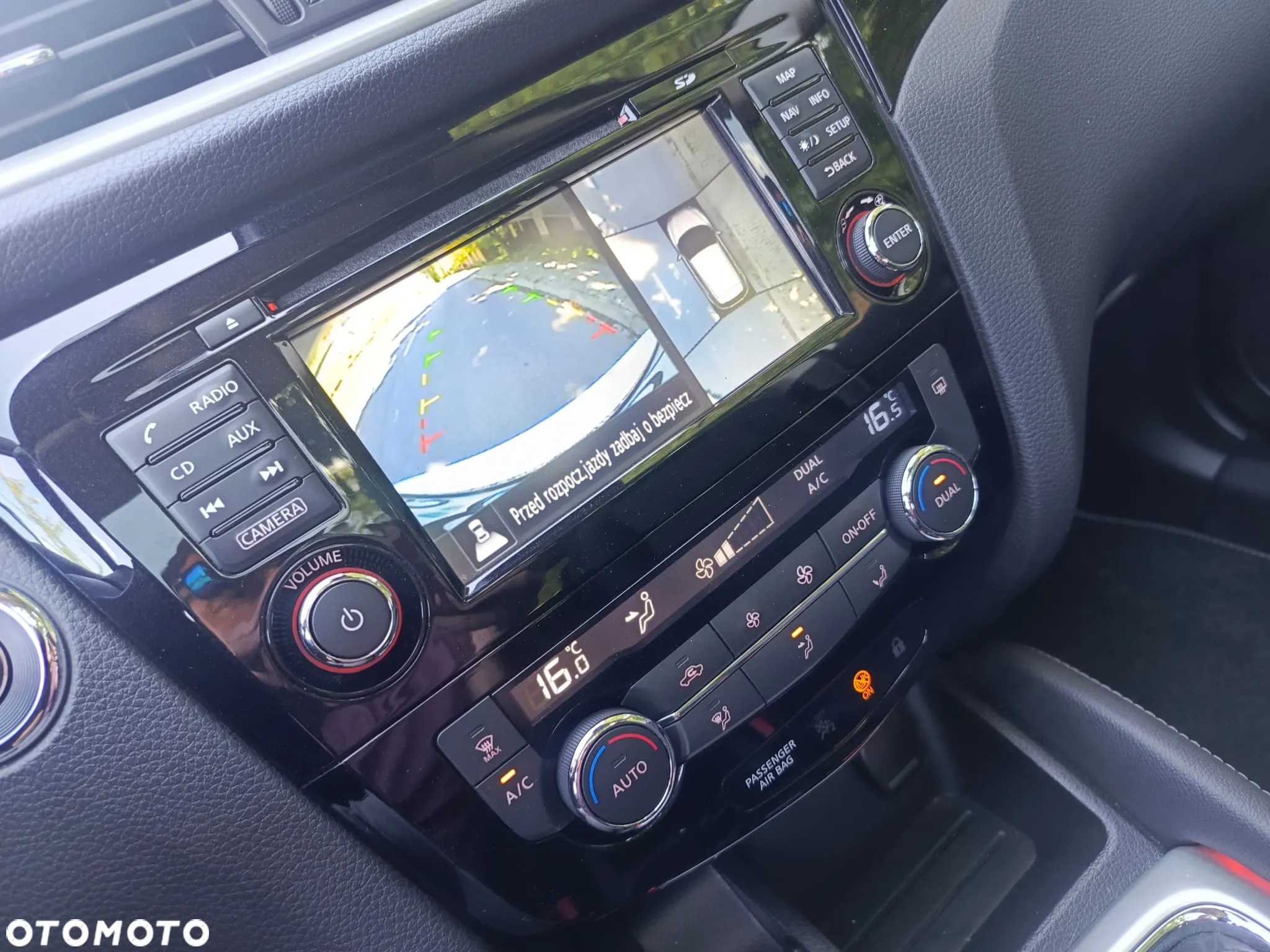 Nissan Qashqai 1.2 DIG-T N-Connecta EU6 - 24