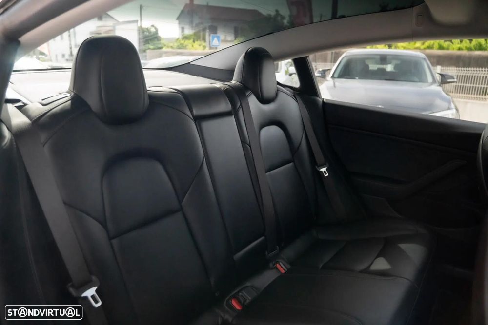 Tesla Model 3 Long Range AWD Dual Motor Performance - 16