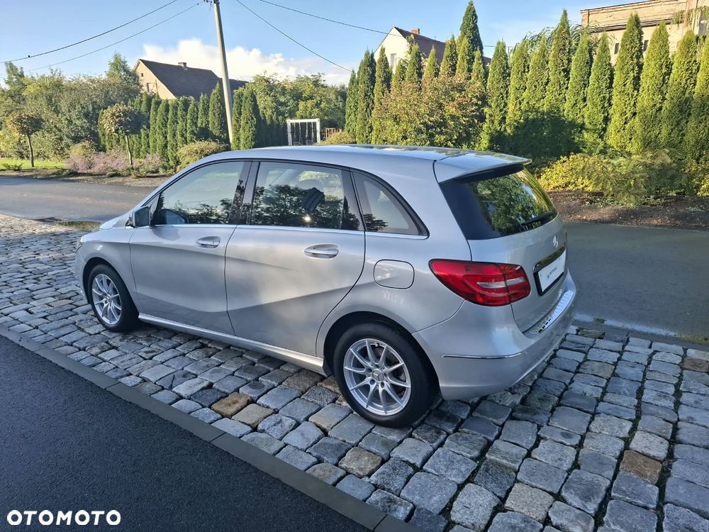 Mercedes-Benz Klasa B 180 - 3