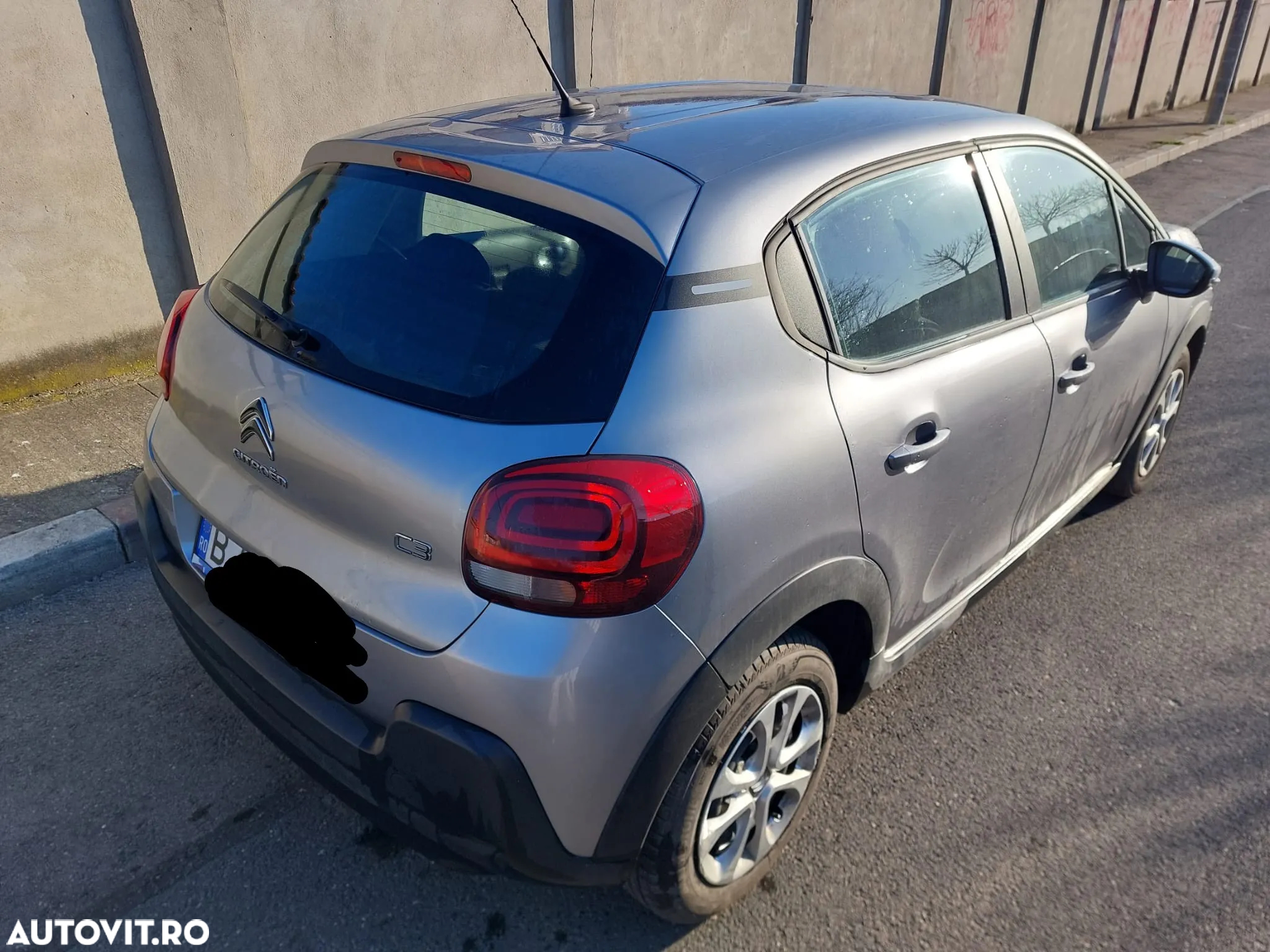 Citroën C3 1.2 PureTech 83 S&S BVM5 PLUS - 6
