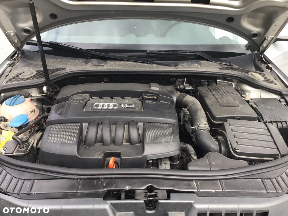 Audi A3 3-drzwiowe 1.6 S line Sportpaket (plus) - 9