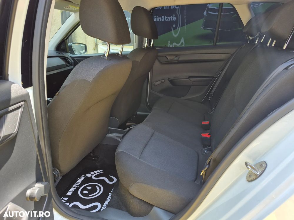 Skoda Fabia 1.0 MPI Ambition - 9