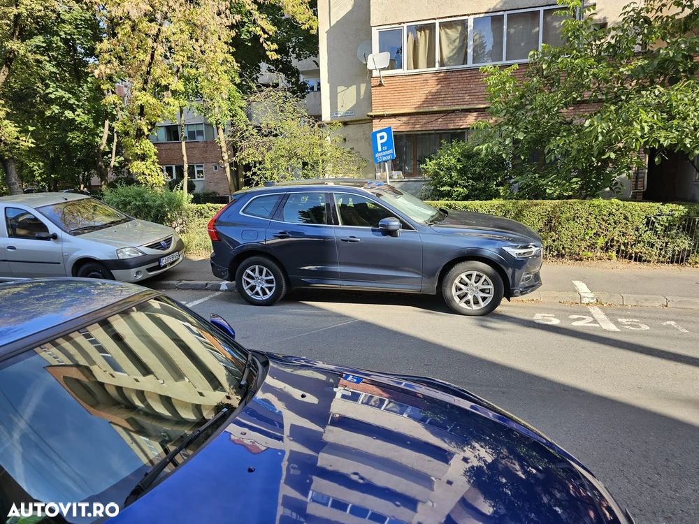 Volvo XC 60 T8 Twin Engine AWD Momentum Pro - 13