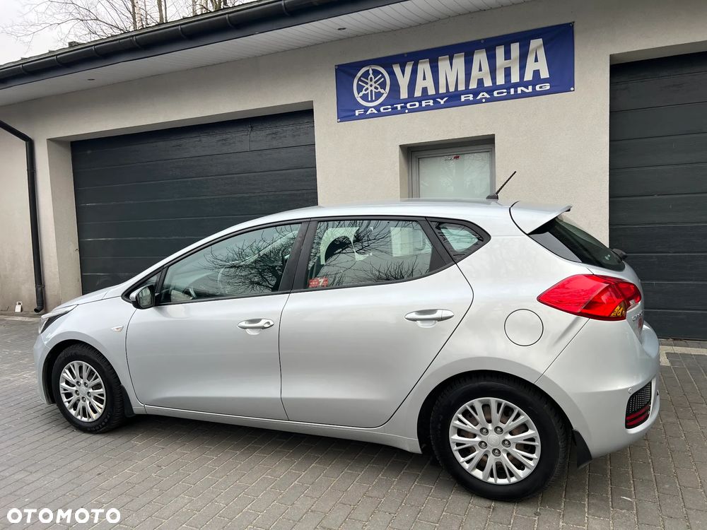 Kia Ceed 1.6 CRDi L - 10