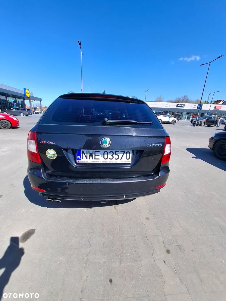 Skoda Superb 2.0 TDI 4x4 Comfort - 4