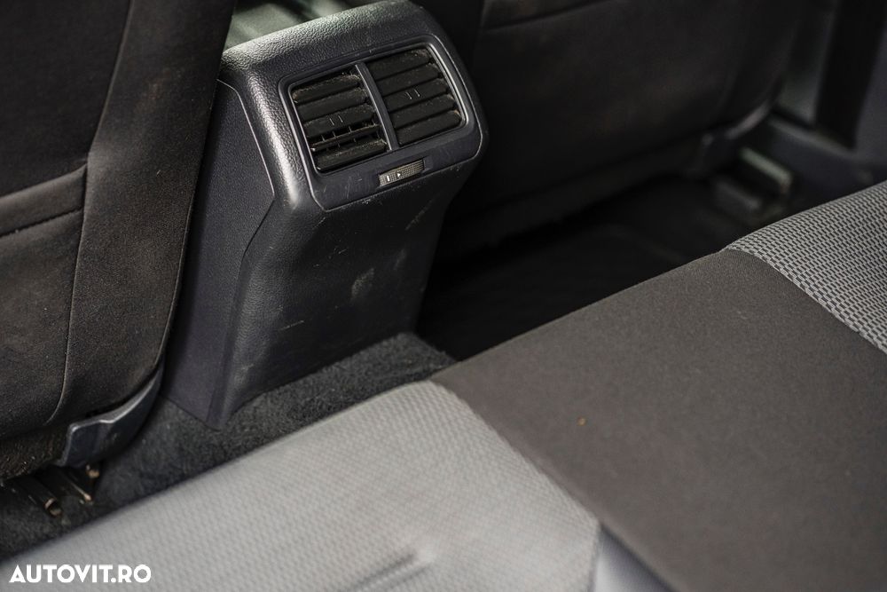 Volkswagen Golf 1.0 TSI Trendline - 27