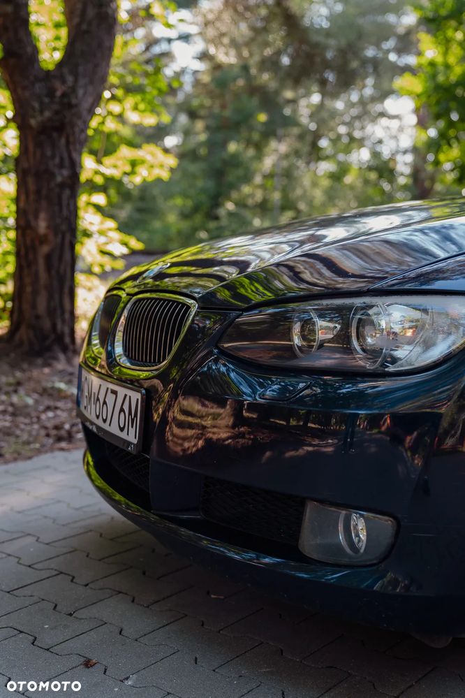BMW Seria 3 325i - 4
