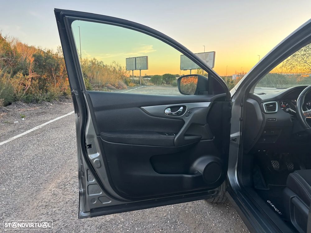 Nissan Qashqai 1.5 dCi N-Connecta 18 PS - 10