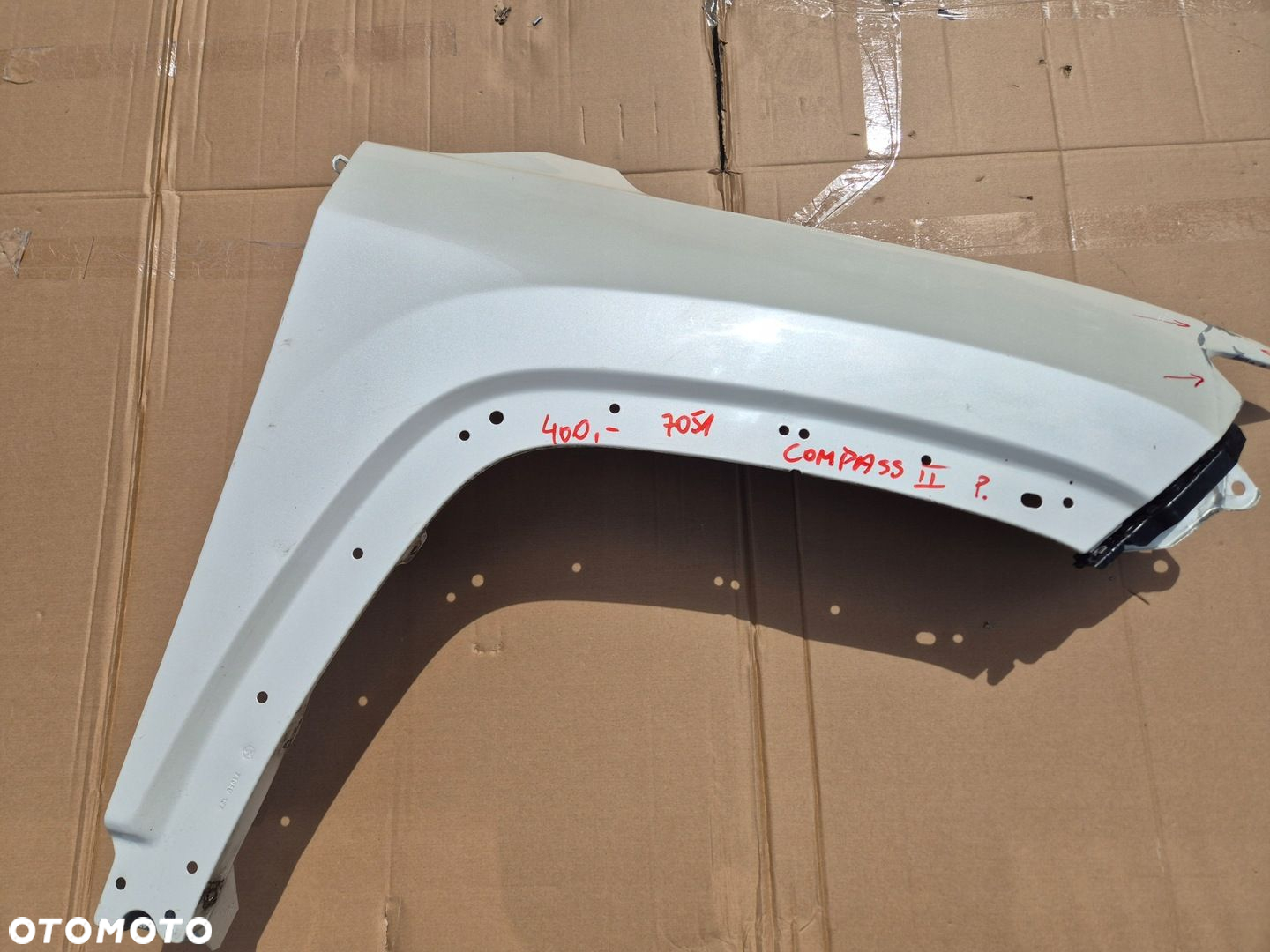 Jeep Compass 2 błotnik prawy.Oryginał. - 2
