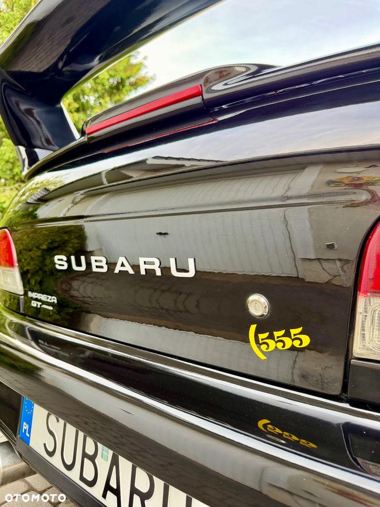 Subaru Impreza 2.0 GT - 12