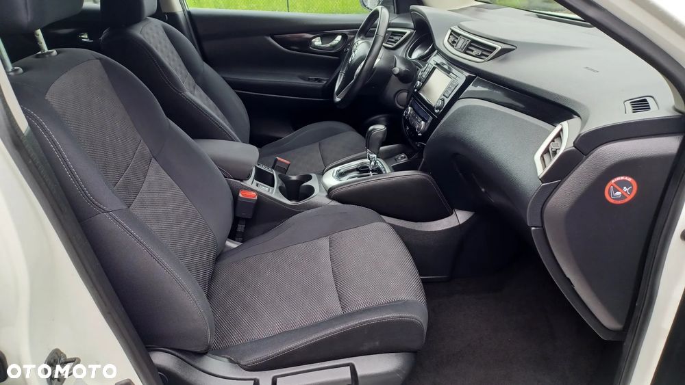 Nissan Qashqai 1.6 360 CVT - 9