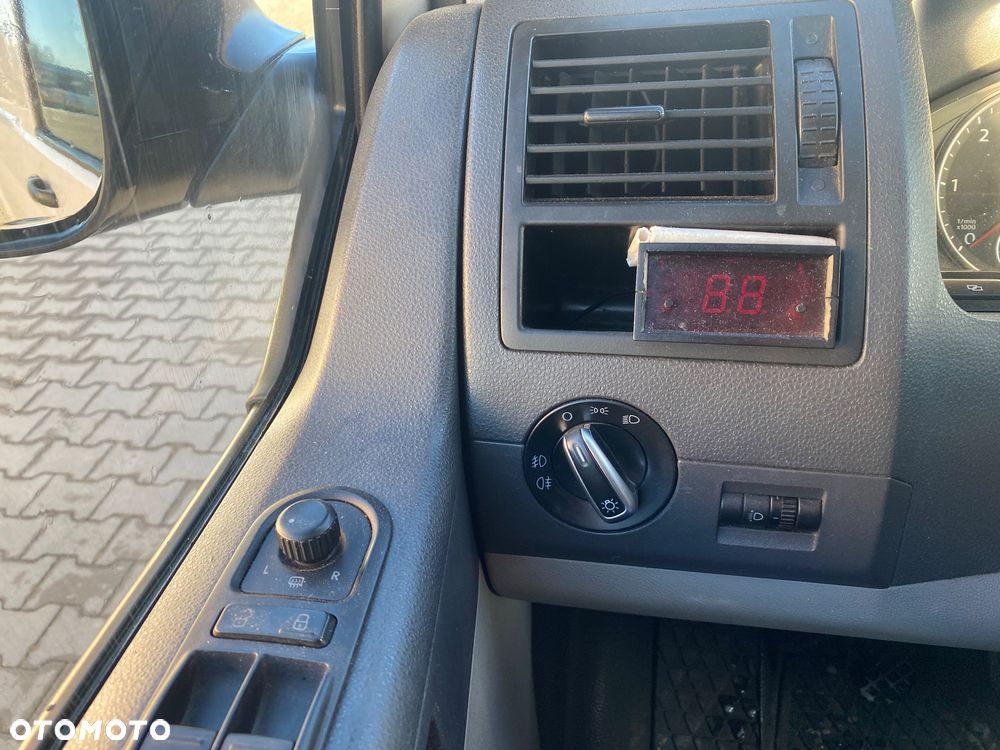 Volkswagen TRANSPORTER - 22