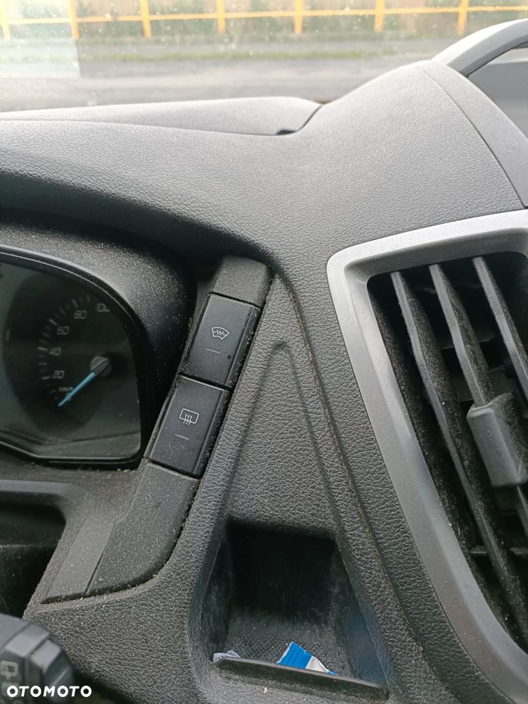 Ford Transit - 20