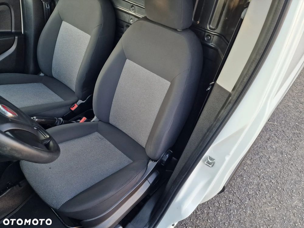 Fiat Doblo Maxi - 13