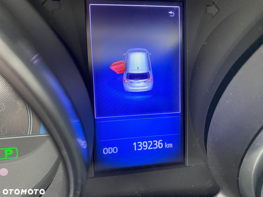 Toyota Auris 1.8 Executive - 21