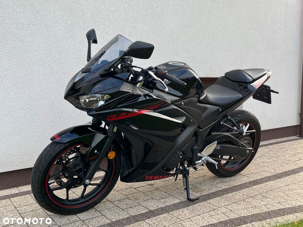 Yamaha R3 - 4
