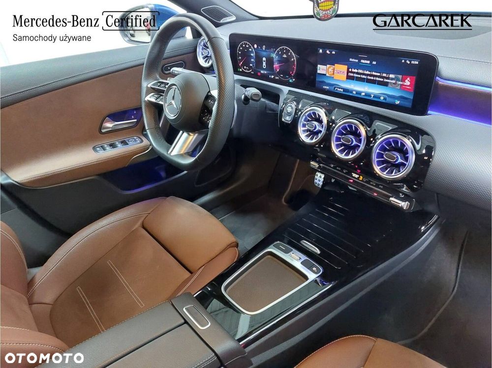 Mercedes-Benz CLA 220 4-Matic AMG Line 7G-DCT - 20