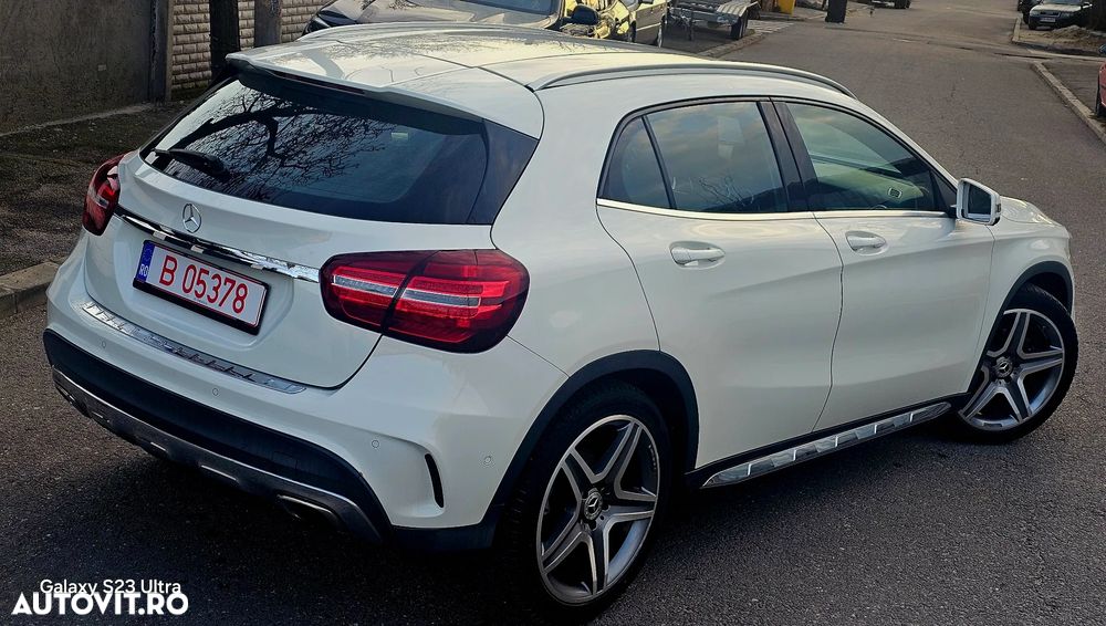 Mercedes-Benz GLA 180 7G-DCT AMG Line - 7