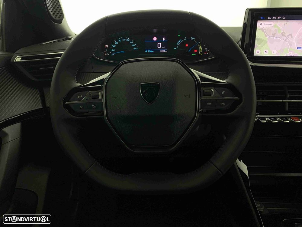 Peugeot e-2008 54 kWh Active - 11