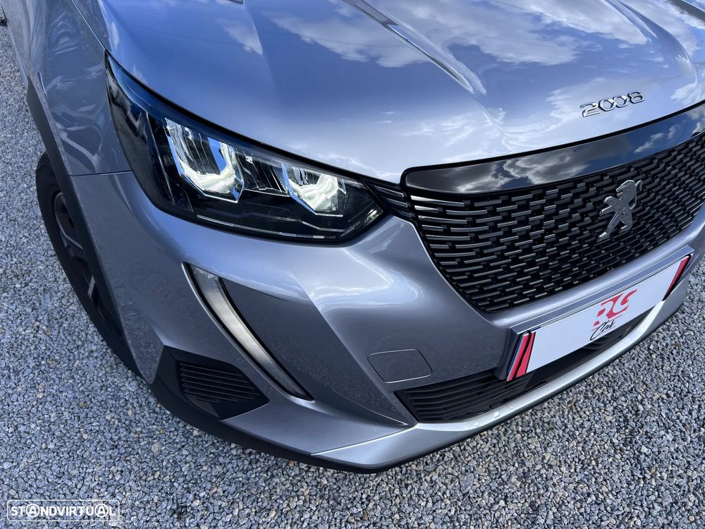 Peugeot 2008 1.2 PureTech Allure - 3