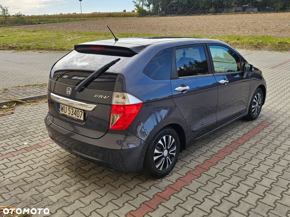 Honda FR-V - 3