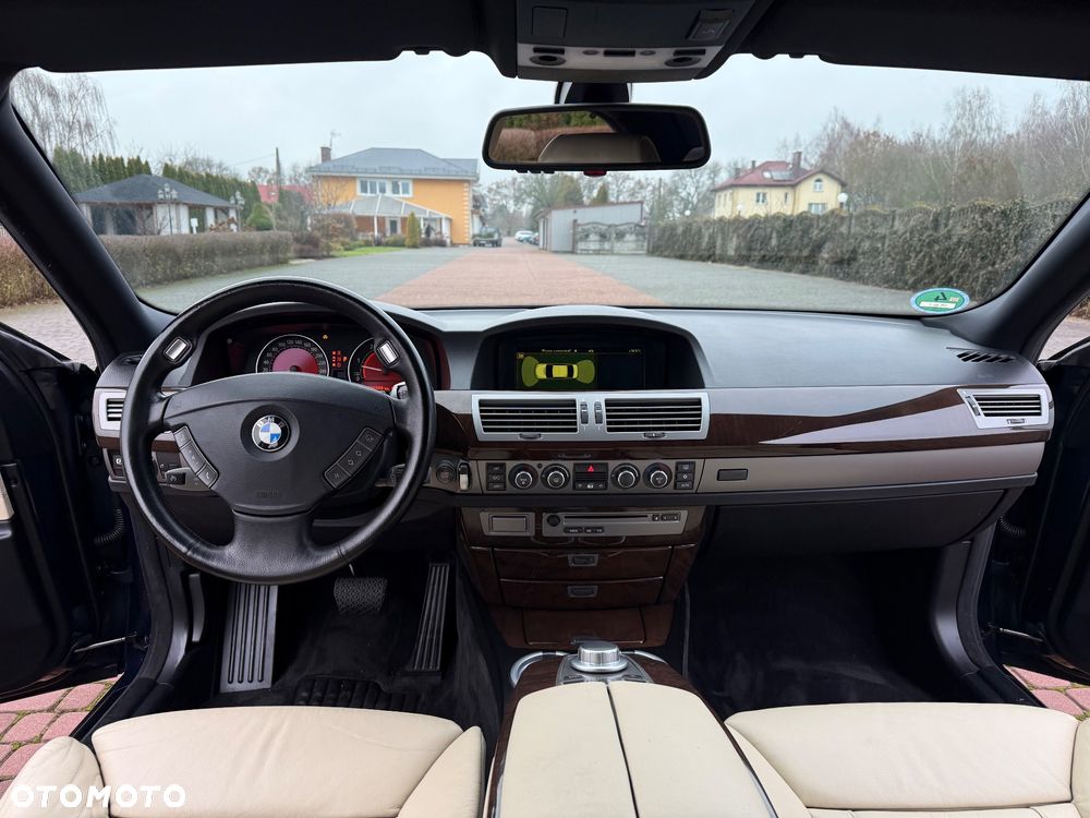 BMW Seria 7 730d - 25