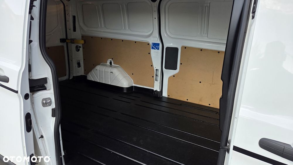 Ford TRANSIT CUSTOM - 18
