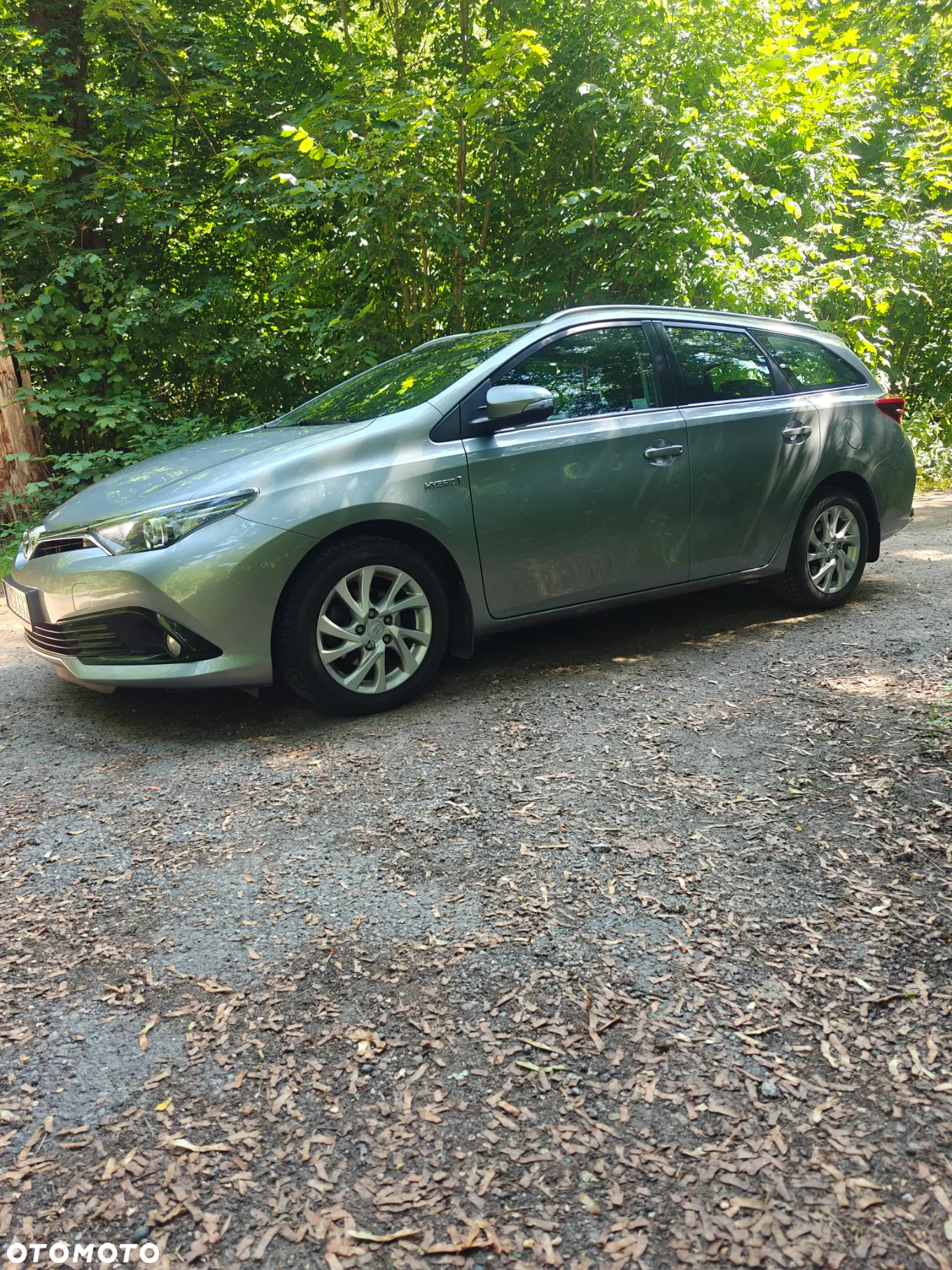 Toyota Auris Hybrid 135 Comfort - 2