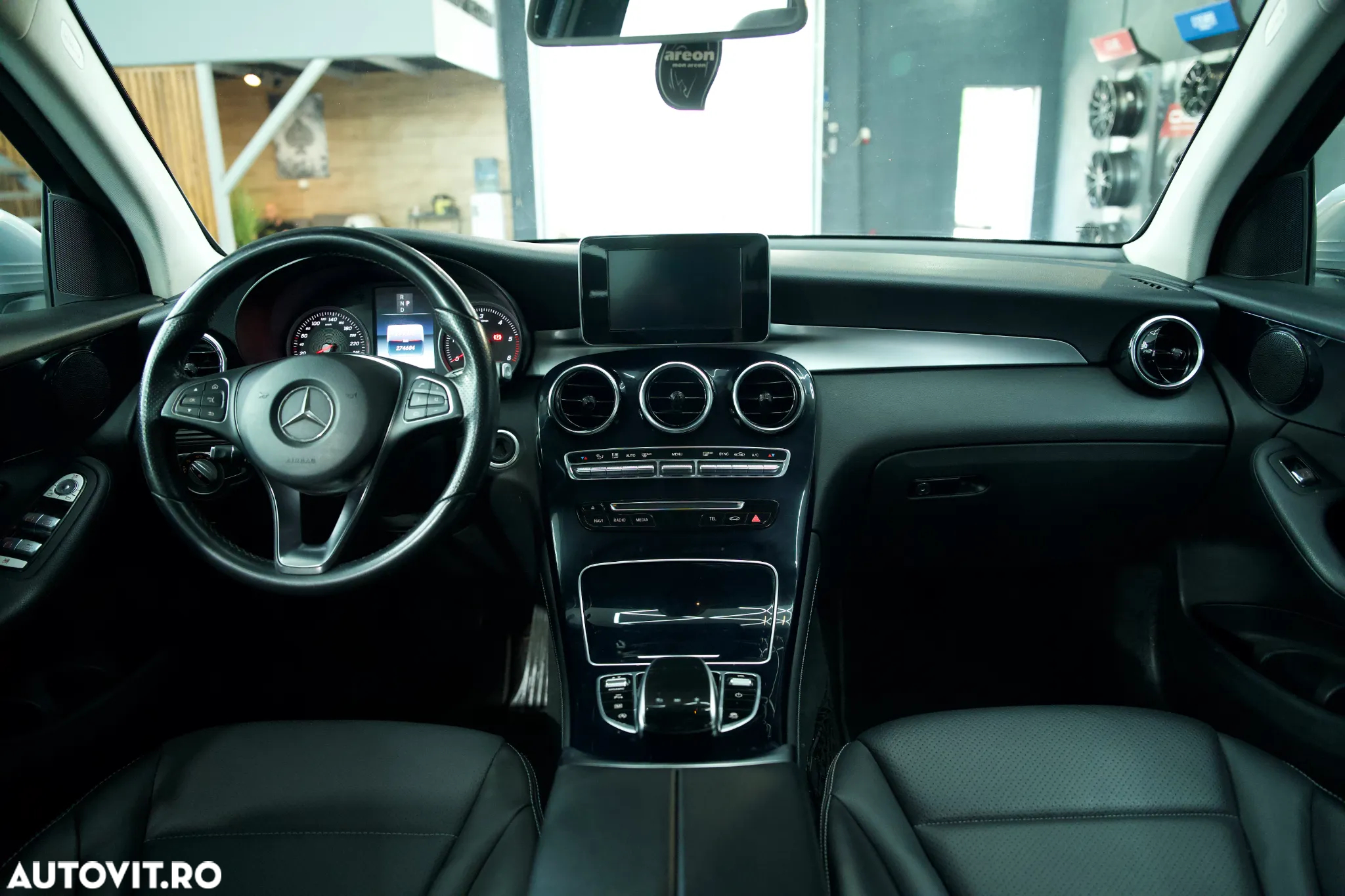 Mercedes-Benz GLC 220 d 4MATIC - 21