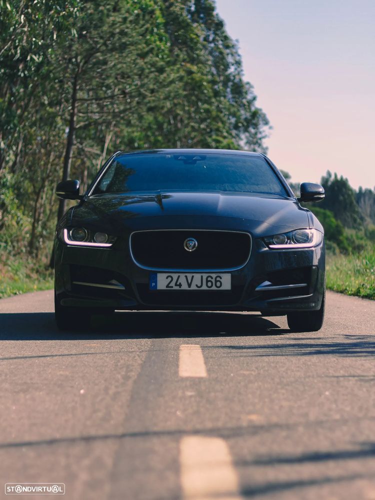 Jaguar XE 2.0 D R-Sport Aut. - 2