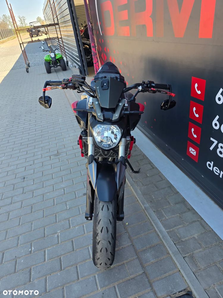 Yamaha MT - 27