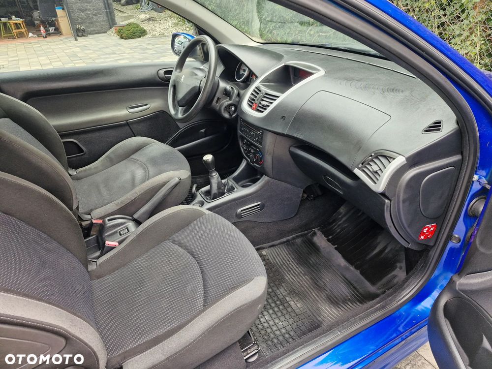 Peugeot 206 plus 1.1 Presence - 20