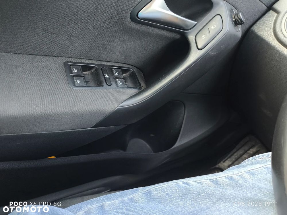 Volkswagen Polo 1.6 TDI Blue Motion Technology Highline - 6