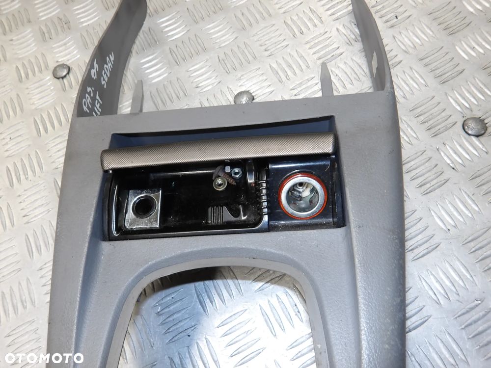 PASSAT B5 FL SEDAN 2.5 TDI 4MOTION OSŁONA RAMKA WYBIERAKA POPIELNICZKA 3B1863243B - 5