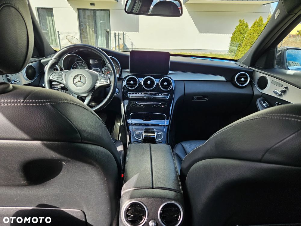 Mercedes-Benz Klasa C 300 9G-TRONIC Avantgarde - 14