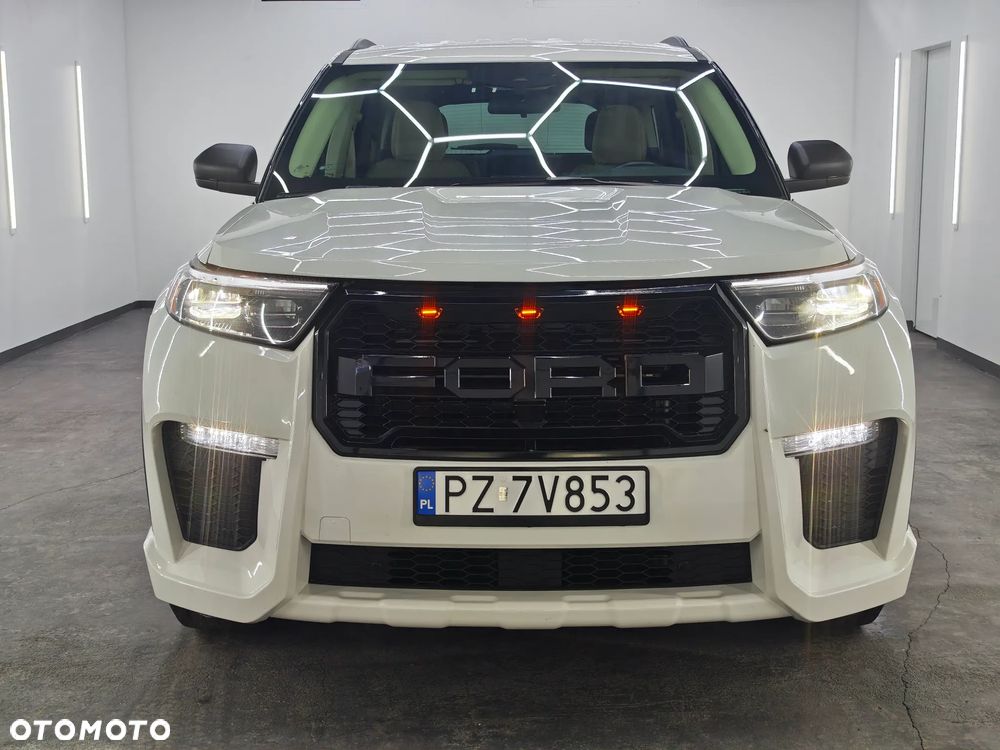 Ford Explorer EcoBoost Plug-in Hybrid PLATINUM - 8