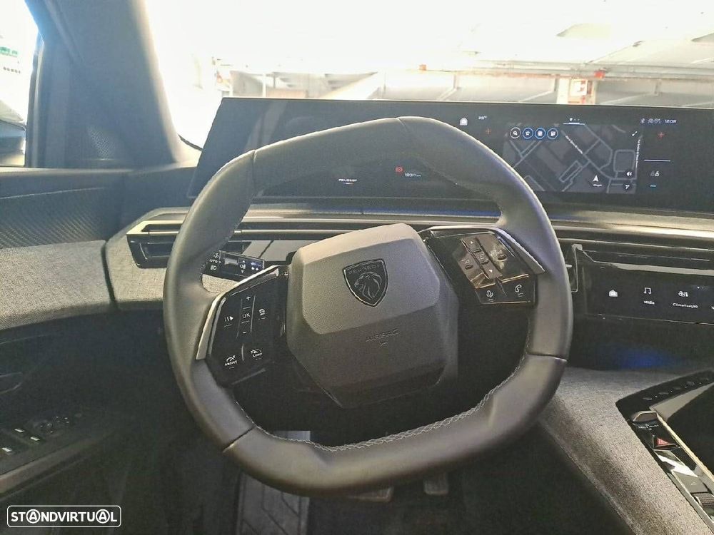 Peugeot 5008 1.2 Hybrid Allure e-DCS6 - 12